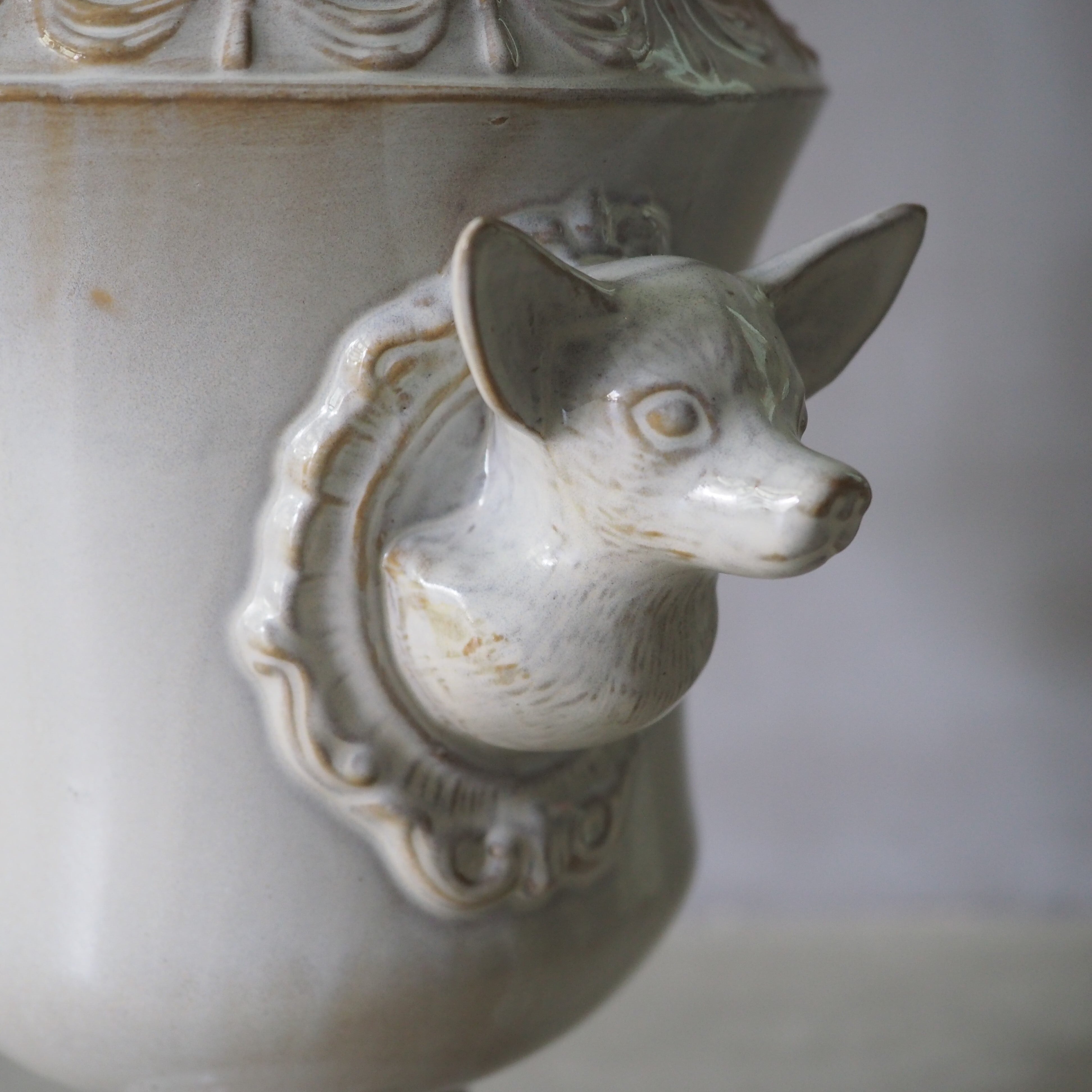 Chihuahua Vase VA-004