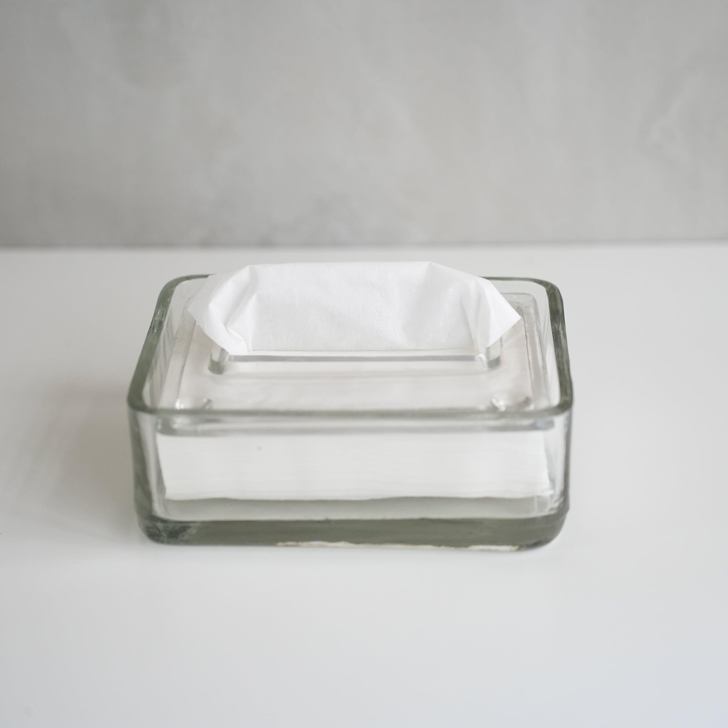 Glass Compact Tissue Case