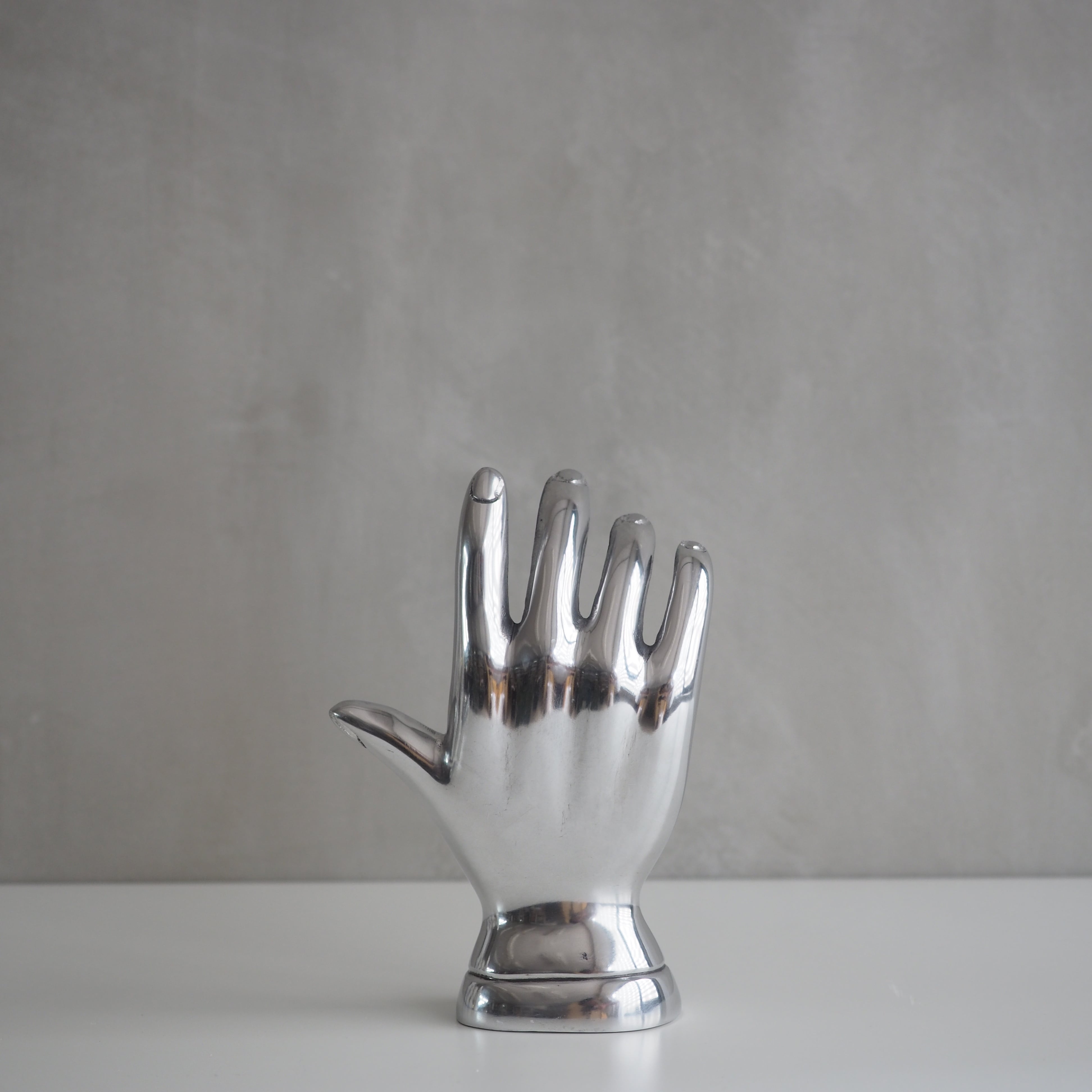 ALUMINIUM HAND