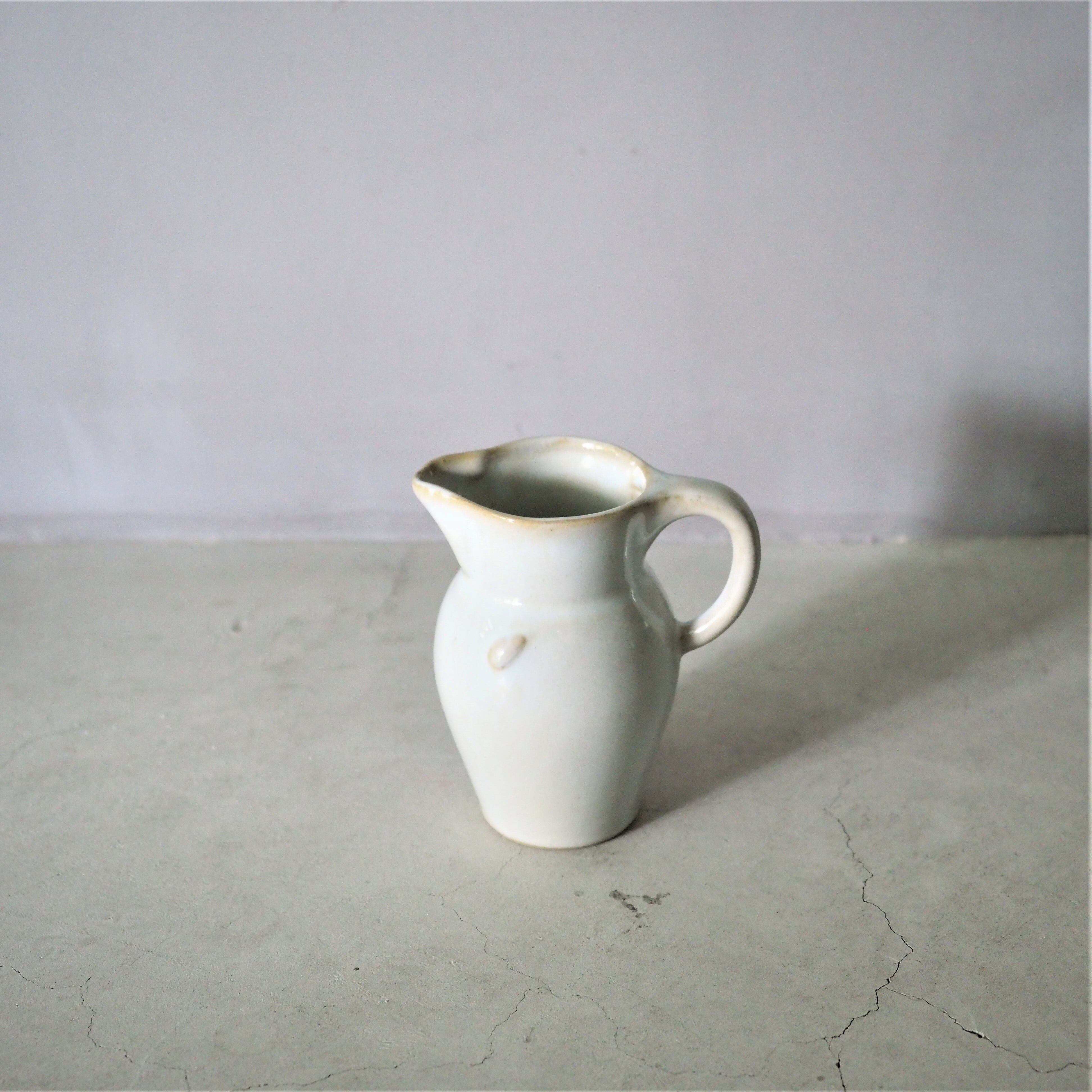 Pitcher S TB-010