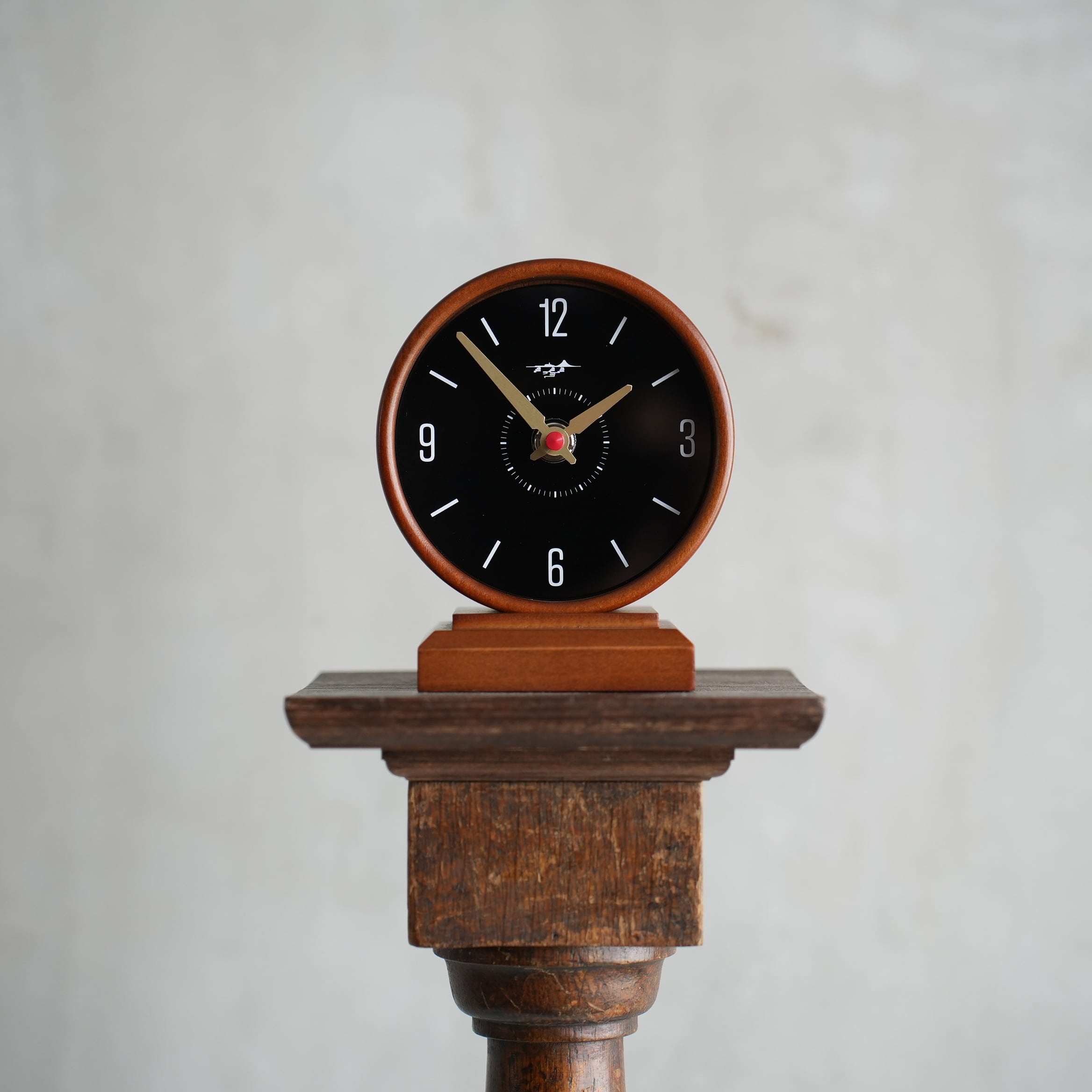 KOTI TABLE CLOCK