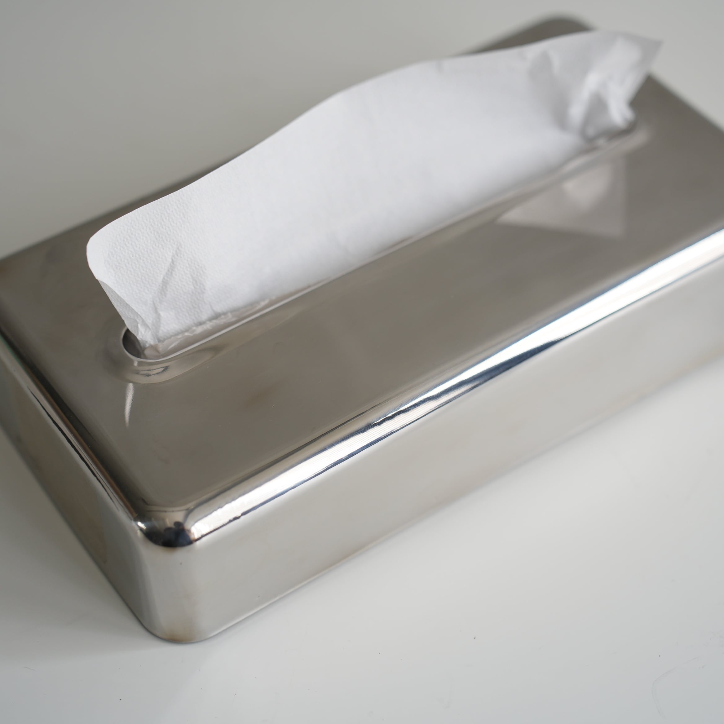 Tissue Dispenser