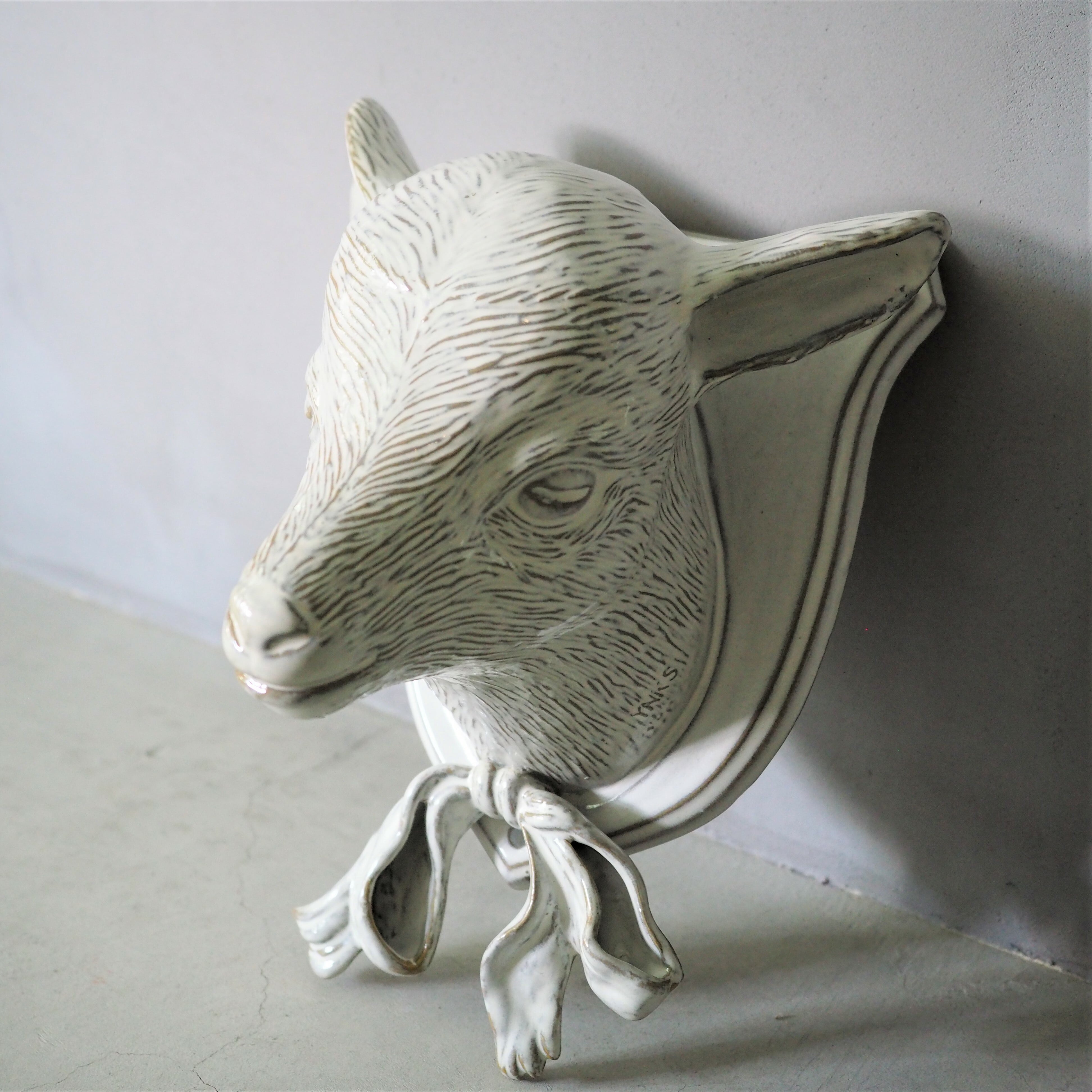 Baby Goat Trophy SC-004