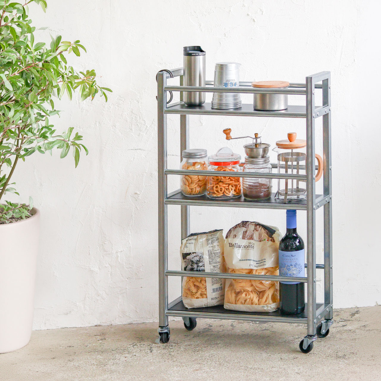 INDUSTRIAL KITCHEN WAGON